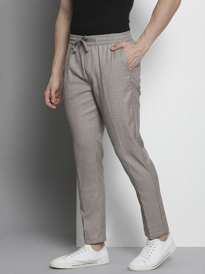 The Indian Garage Co Men Regular Fit Pleated Trousers