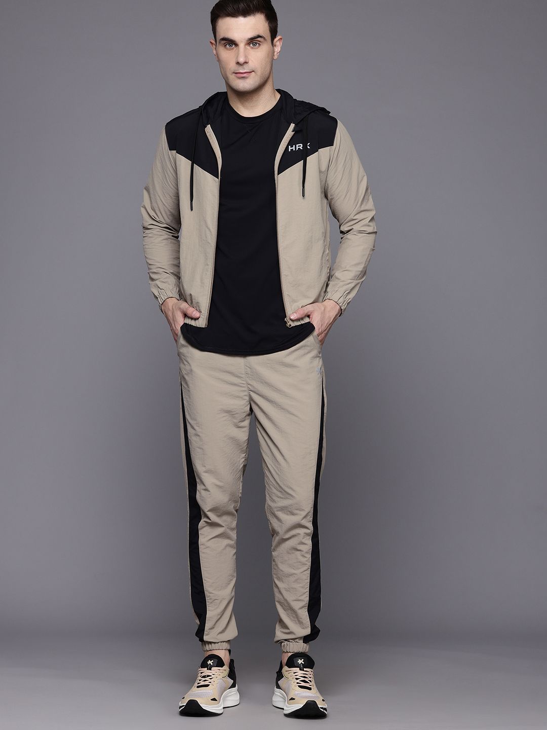 HRX by Hrithik Roshan Colourblocked Rapid-Dry Running Tracksuit