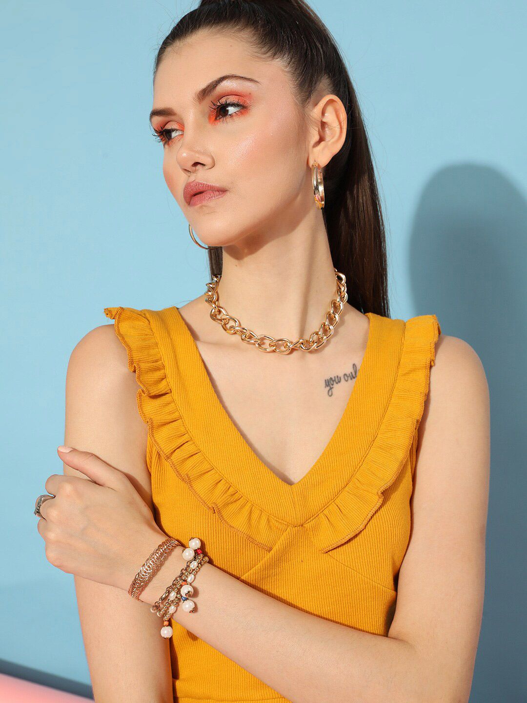 STREET 9 Mustard Solid Top