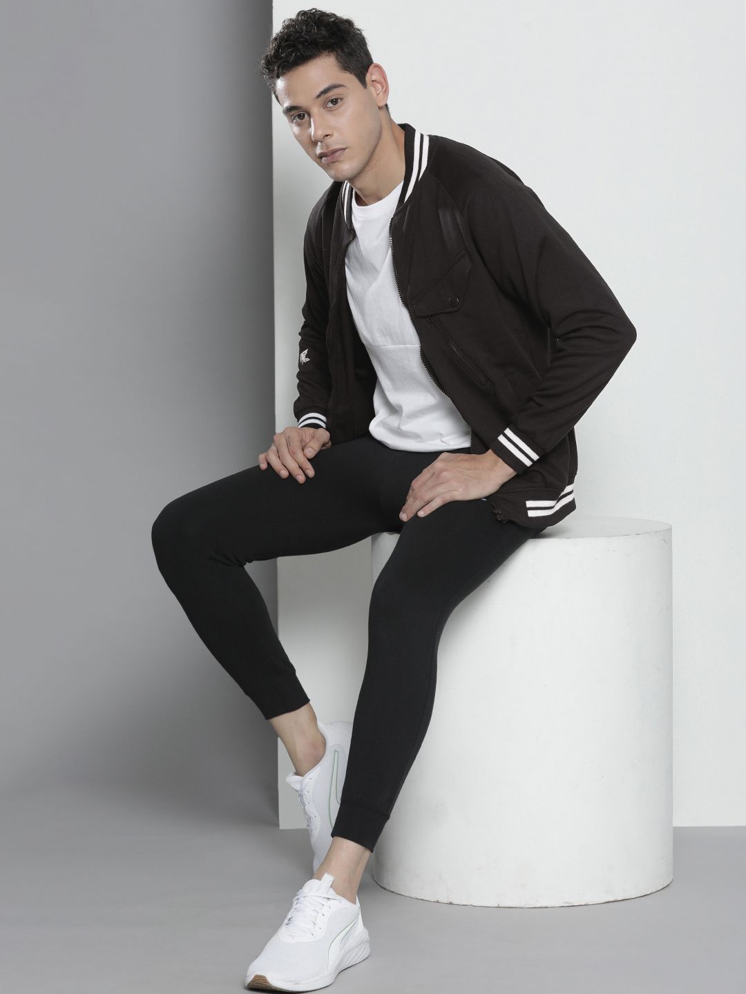 The Indian Garage Co Men Black Solid Sweatshirt