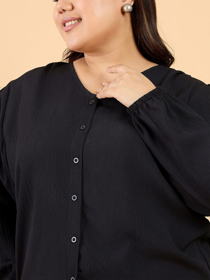 CURVY STREET Plus Size V-Neck Puff Sleeve Top