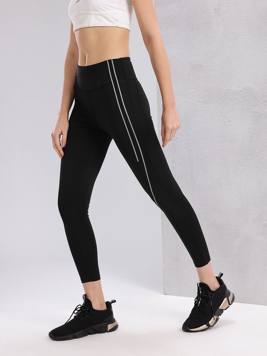 HRX by Hrithik Roshan Women Rapid Dry Training Tights