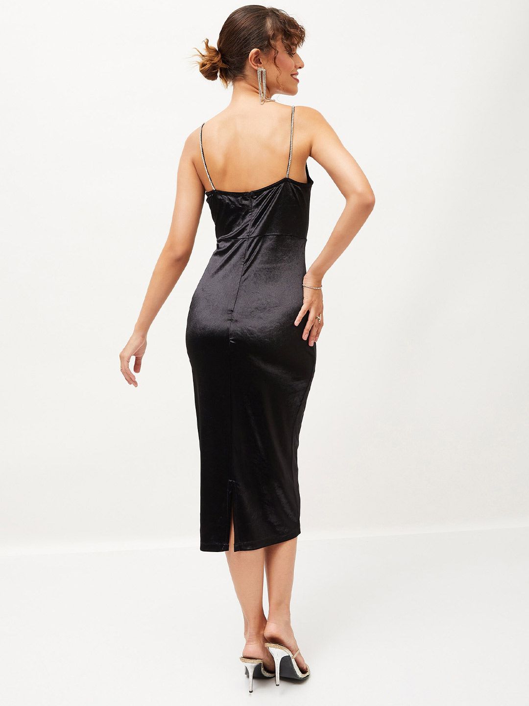 SASSAFRAS Cowl Neck Bodycon Dress