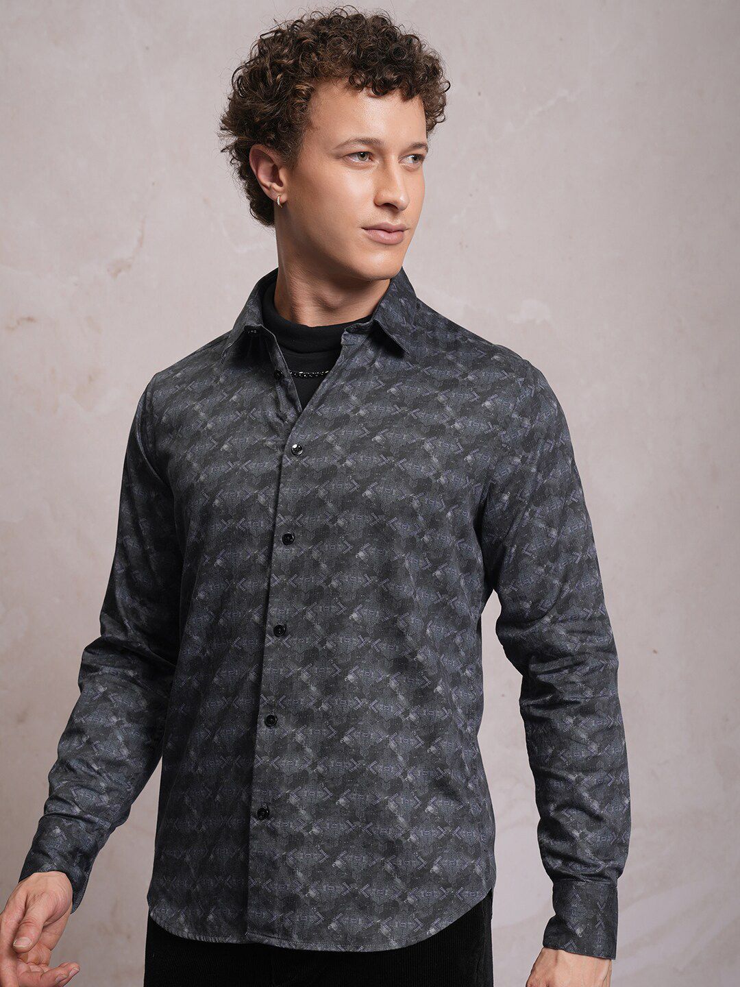LOCOMOTIVE Abstract Printed Pure Cotton Slim Fit Casual Shirt