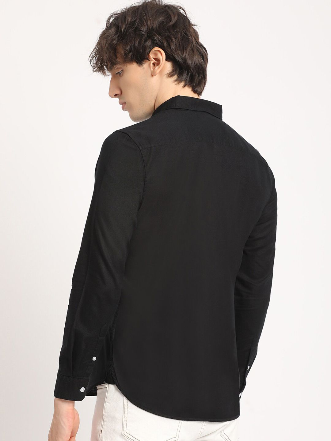 THE BEAR HOUSE Pure Cotton Solid Slim Fit Casual Shirt