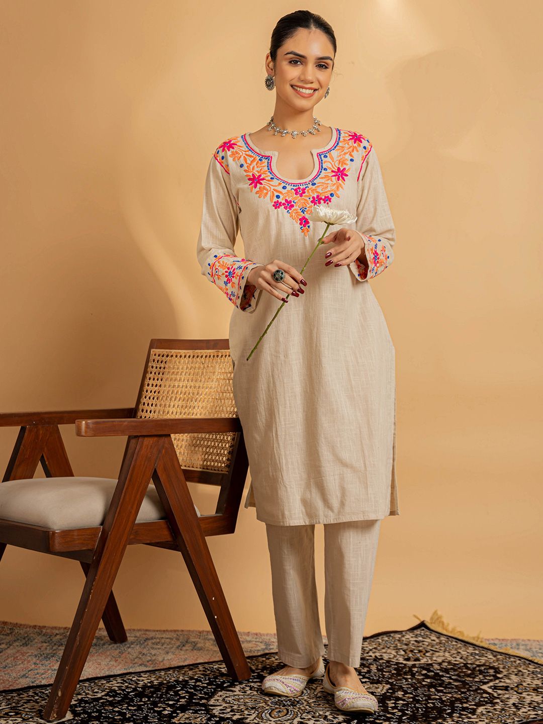 HOUSE OF KARI Floral Embroidered Chikankari Kurta With Palazzo