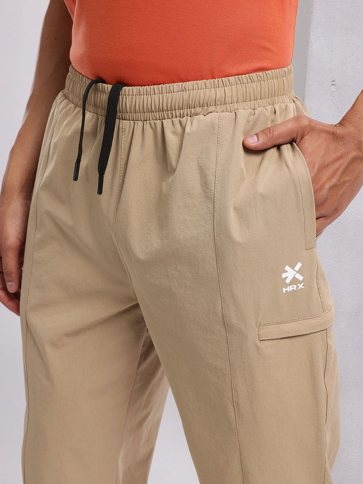 HRX by Hrithik Roshan Men Front Seam Mid-Rise Regular Fit Lifestyle Joggers