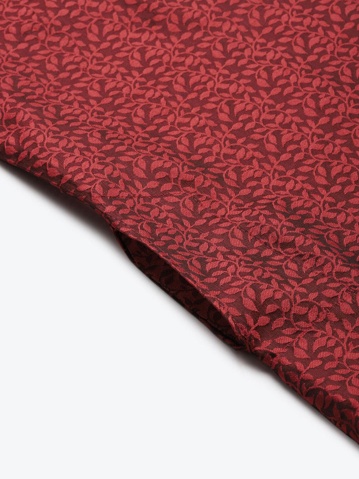 SOJANYA Men Maroon Ethnic Motifs Jacquard Woven Design Straight Kurta