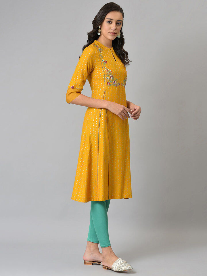 W Women Yellow & Turquoise Blue Floral Printed Thread Work Kurta