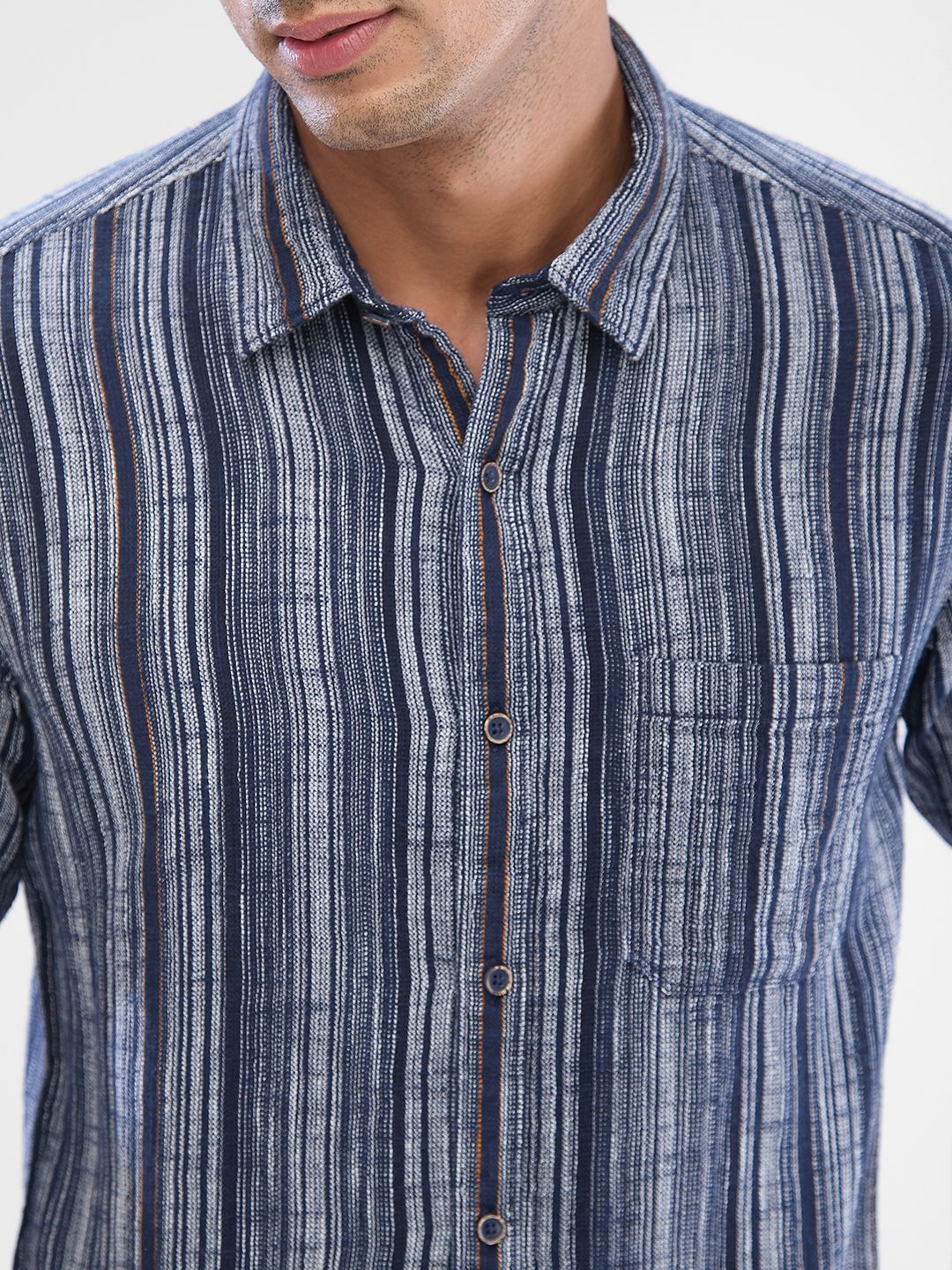 SPYKAR Men Slim Fit Opaque Striped Casual Shirt