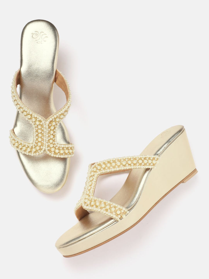 House of Pataudi Ethnic Embellished Wedge Heels