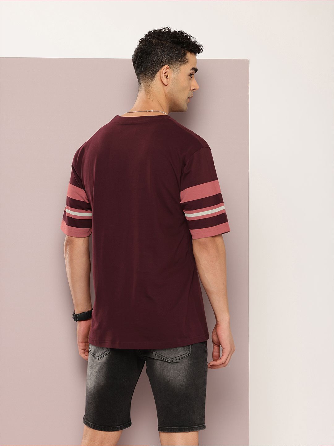 DILLINGER Men Printed Drop-Shoulder Sleeves Oversized Pure Cotton T-shirt