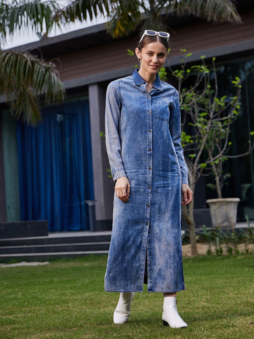 SASSAFRAS Faded Bell Sleeve Shirt Dress