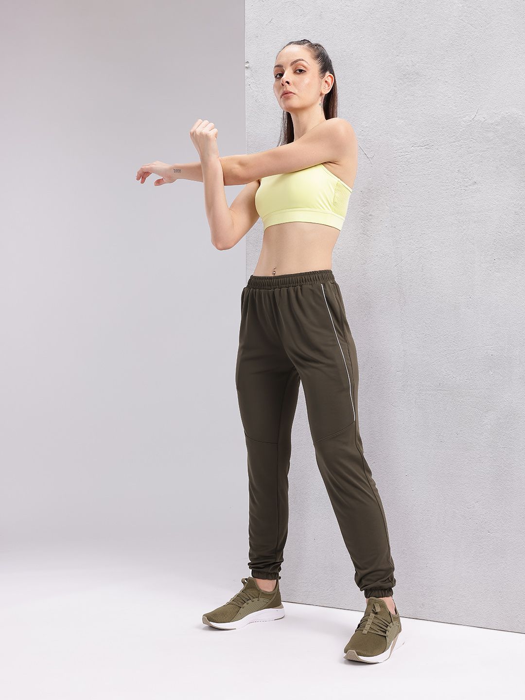 HRX by Hrithik Roshan Women Couple Collection Rapid-Dry Training Jogger Track Pants