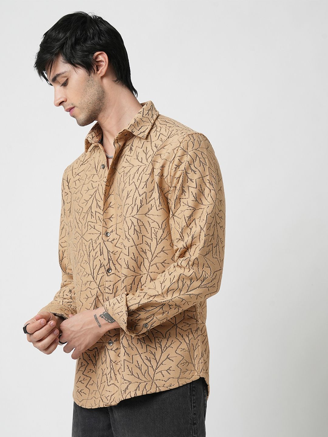 VASTRADO Men Classic Spread Collar Geometric Self Design Slim Fit Casual Shirt