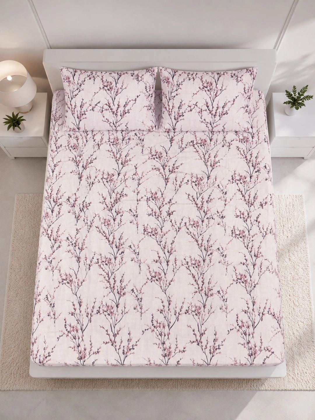 KLOTTHE Floral 300 TC Cadar King Berwarna Krim dengan 2 Sarung Bantal