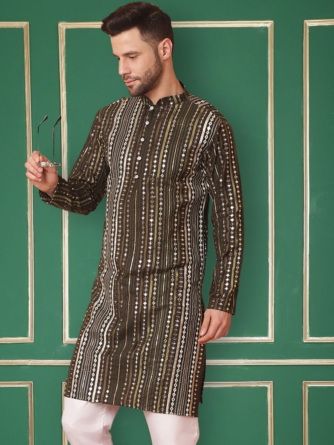 Jompers Striped Mandarin Collar Mirror Work Straight Kurta