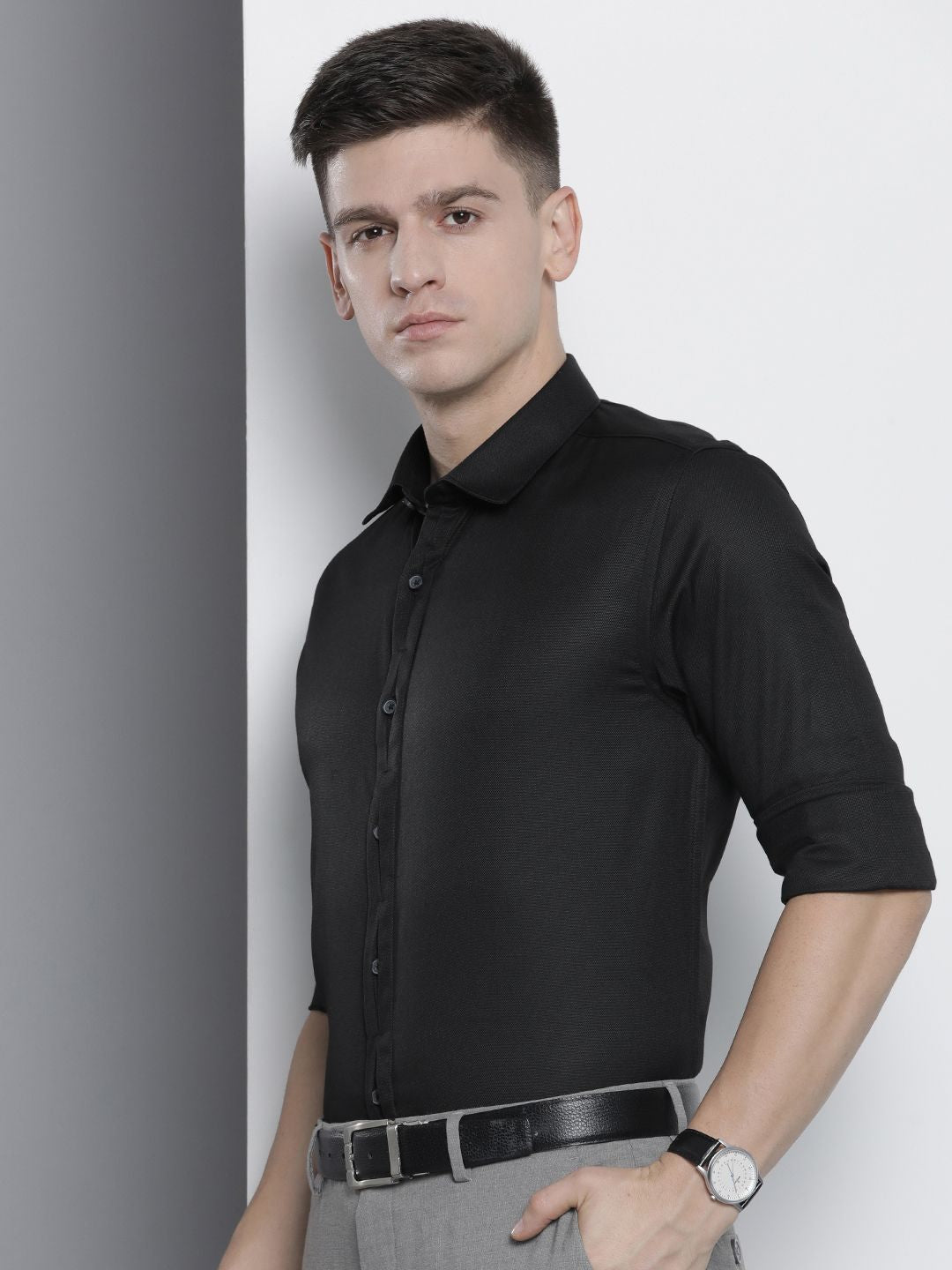 The Indian Garage Co. X Luxe Men Slim Fit Opaque Formal Shirt