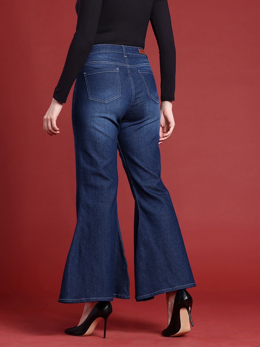 all about you Women Slim Bootcut High-Rise Light Fade Stretchable Jeans