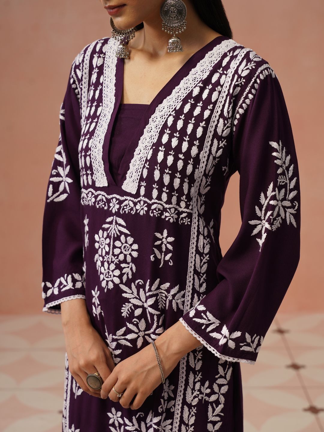 Rumah Chikankari Kurta Chikankari Biasa Wanita dengan Seluar