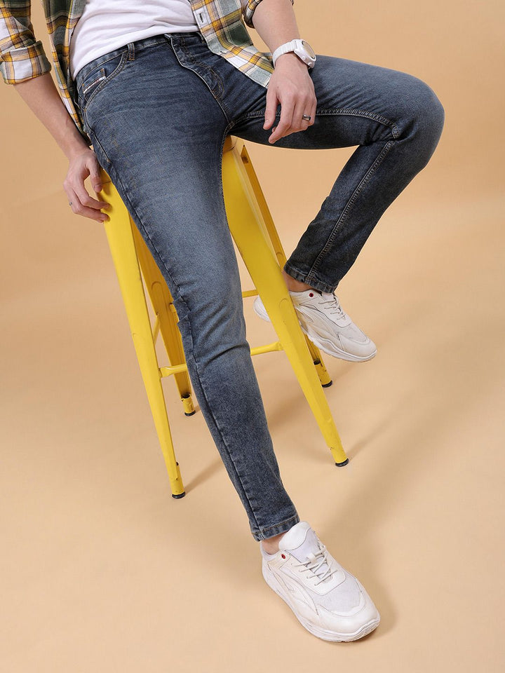 The Indian Garage Co Men Slim Fit Light Fade Stretchable Jeans