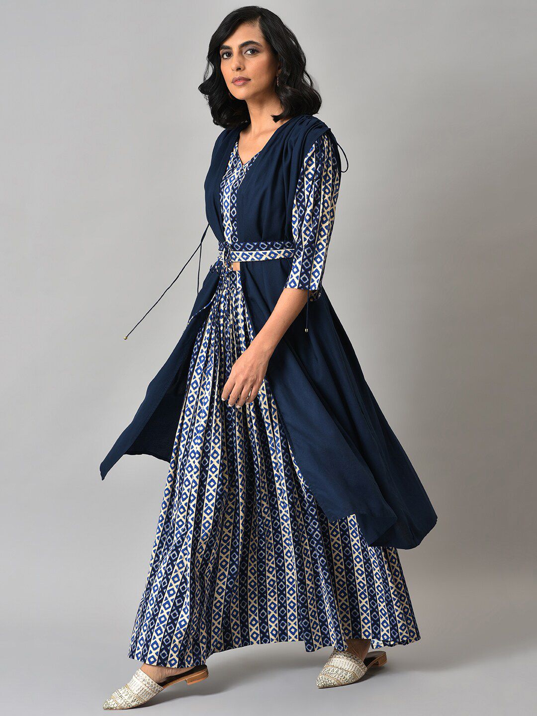 W Women Blue Solid Gathered Cape with Ikkat Printed Crop Top and Skirt Co-ord Set