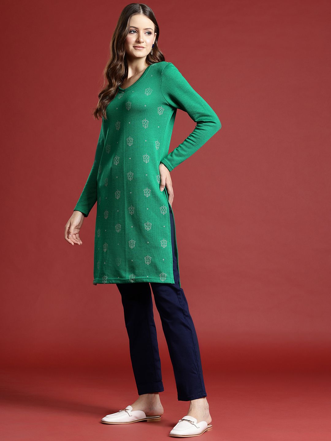 Anouk Floral Printed Winter Kurta