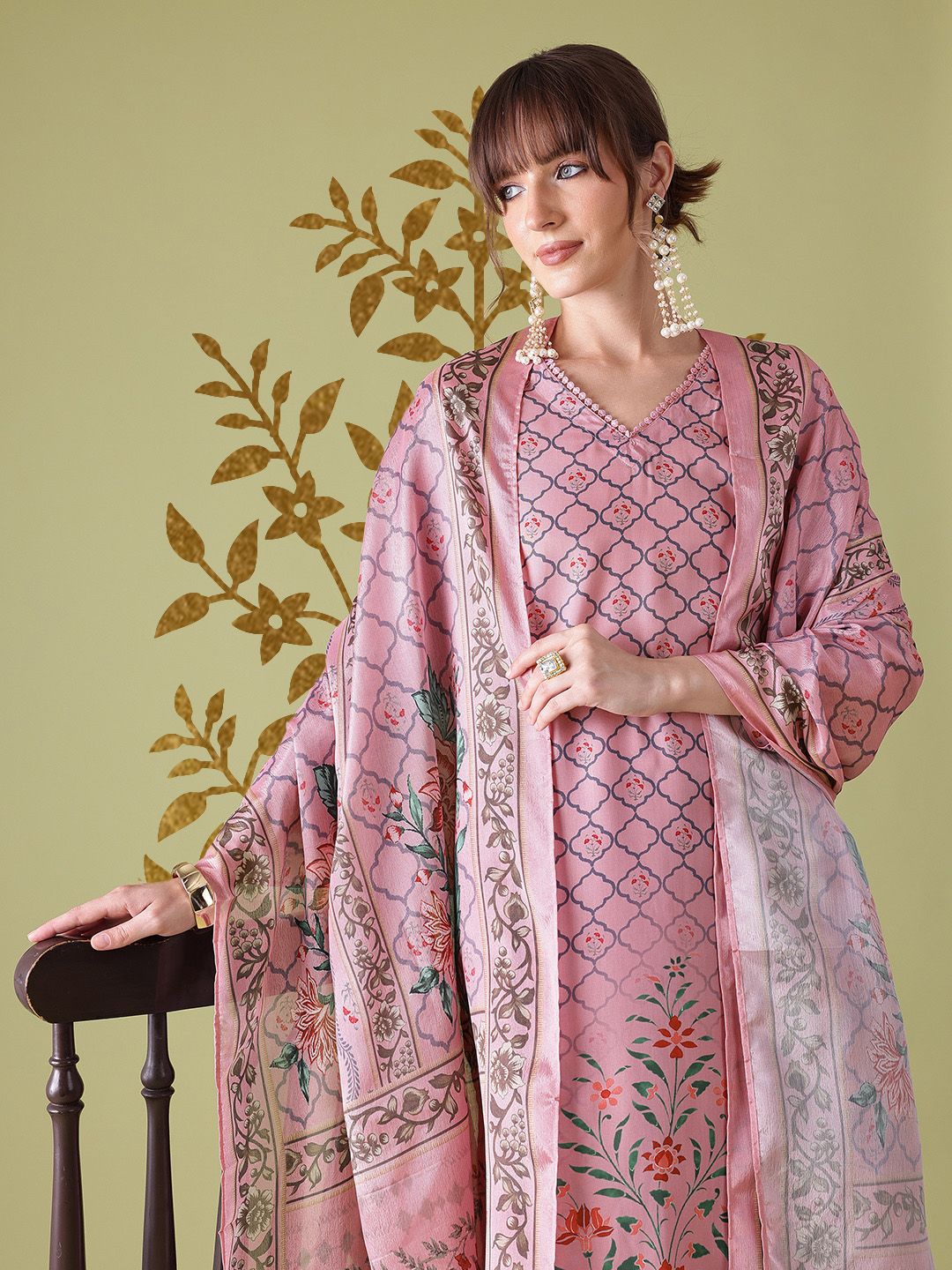 Anouk Women Floral Printed Regular Kurta with Trousers & With Dupatta with Lace Detail