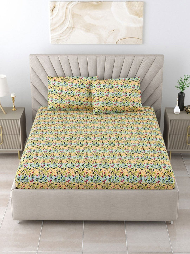 BOMBAY DYEING Dream Lover Green Floral 104 TC Cotton Queen Bedsheet Set-2.24 m X 2.54 m