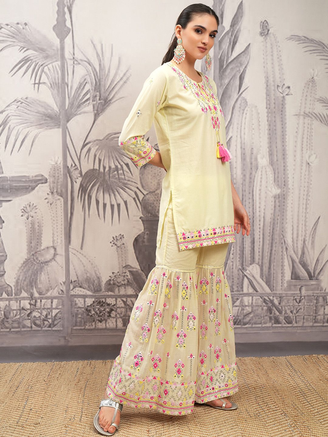 Vishudh Yellow Tie-Up Neck Ethnic Motifs Printed Pure Cotton Straight Kurti Set