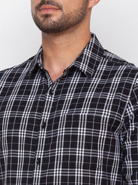 SPYKAR Men Black Slim Fit Tartan Checks Casual Shirt