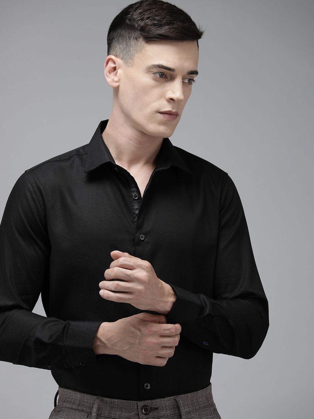 THE BEAR HOUSE Men Slim Fit Formal Shirt