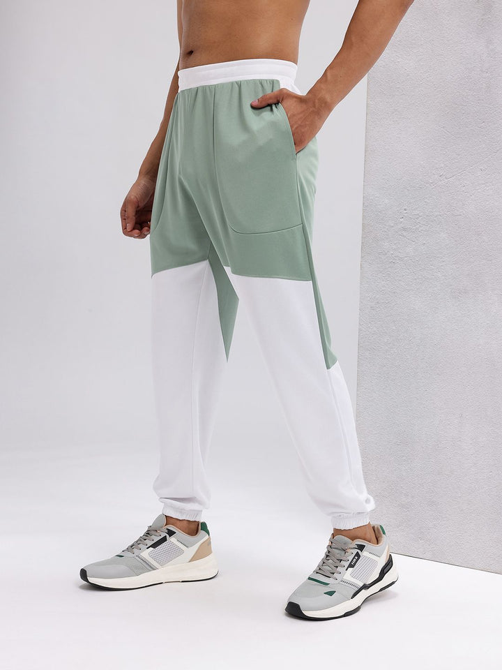 HRX by Hrithik Roshan Men Colourblocked Mid-Rise Rapid-Dry Running Joggers