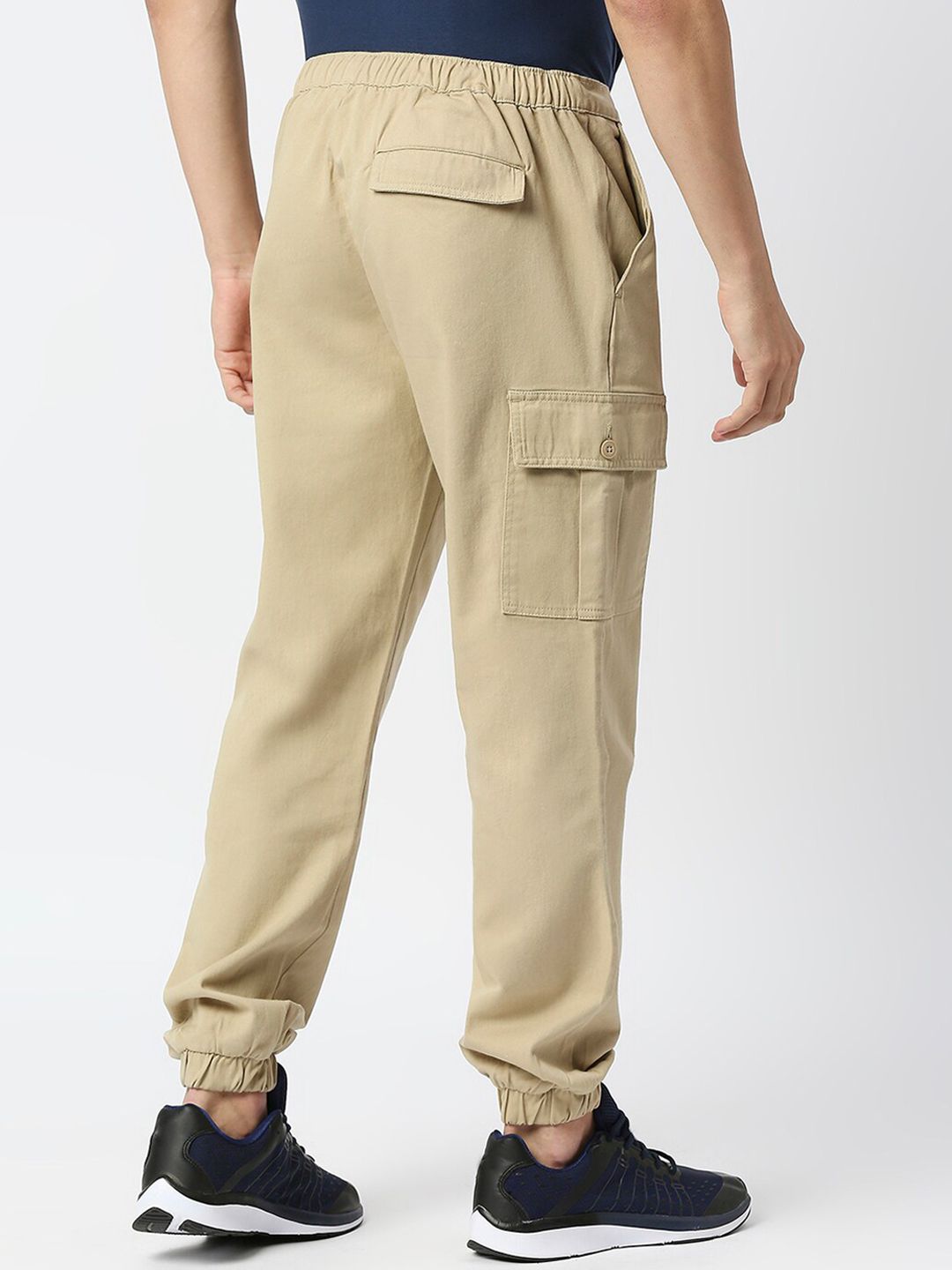 Thomas Scott Men Comfort Mid-Rise Easy Wash Cargo Trousers
