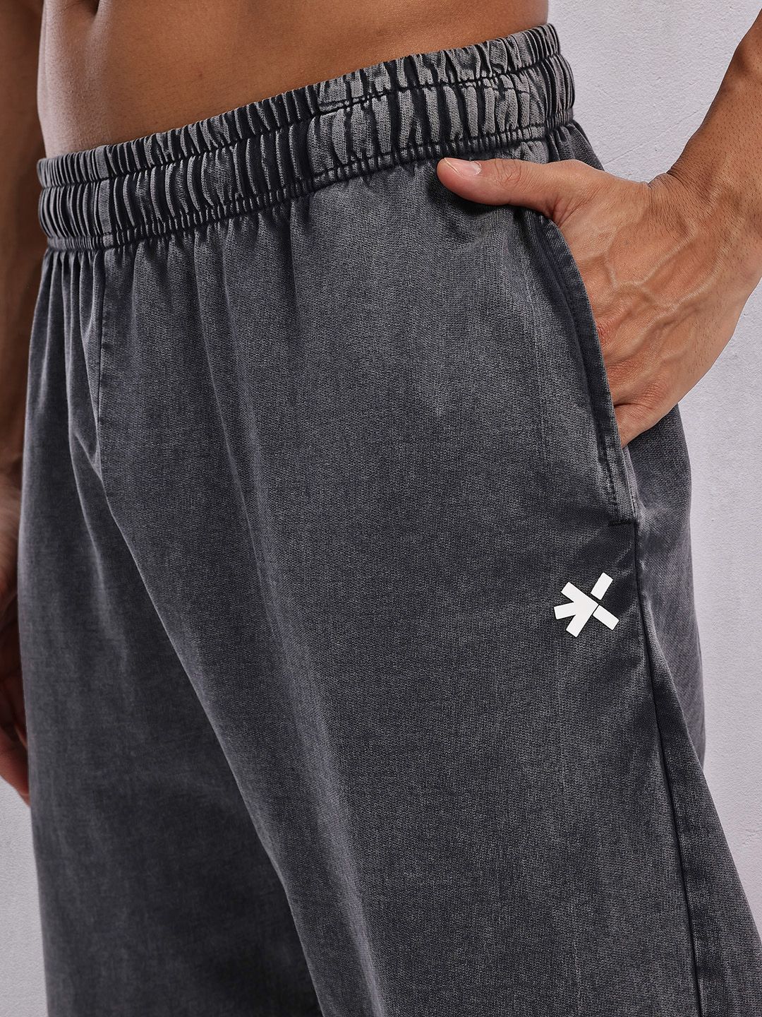 HRX by Hrithik Roshan Men Paneled Training Joggers