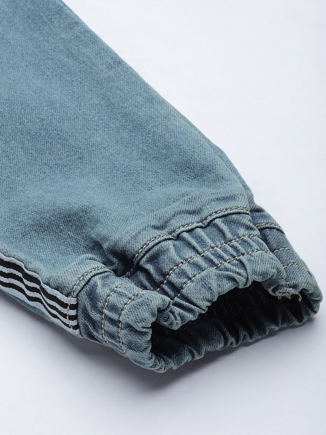 The Indian Garage Co Men Blue Slim Fit Light Fade Stretchable Jogger Jeans