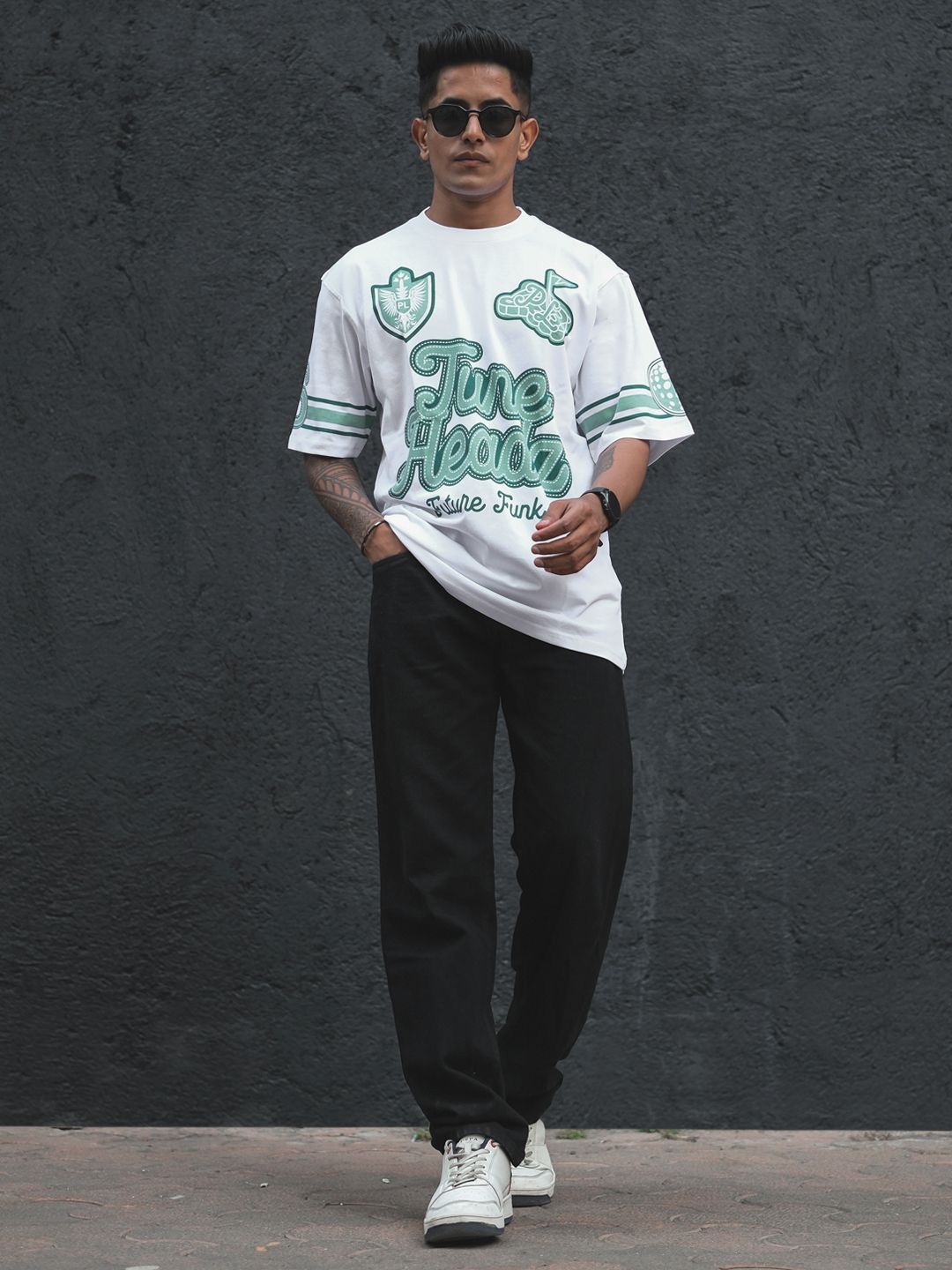 Powerlook Men Typography Printed Oversized T-shirt
