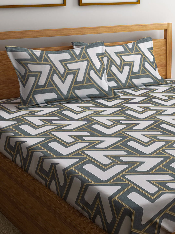 Myntra Elegant Homes White Geometric Printed Set Cadar King 300 TC 2.50 m x 2.25 m