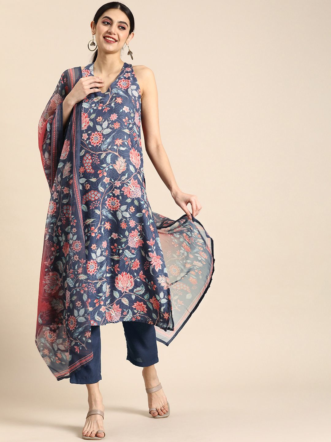 Anouk V-Neck Floral Printed Sleeveless Kurta With Trousers & Printed Dupatta