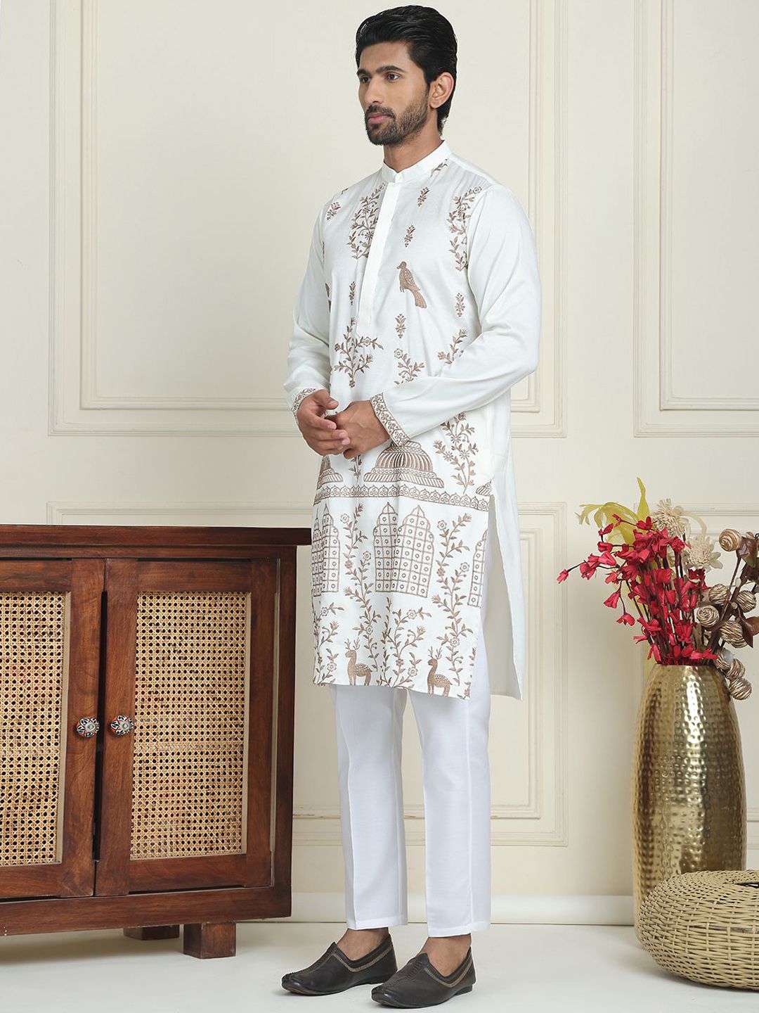 Jompers Ethnic Motifs Embroidered Mandarin Collar Straight Kurta  with Pyjamas