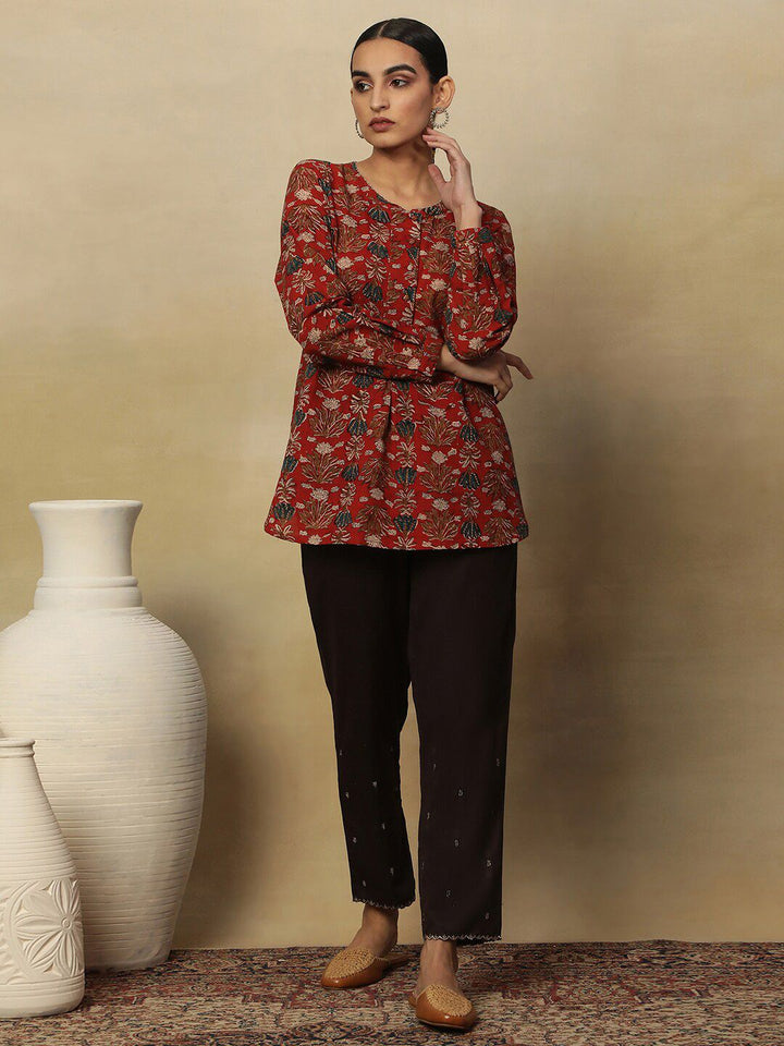 W Red Floral Printed Pure Cotton Straight Kurti