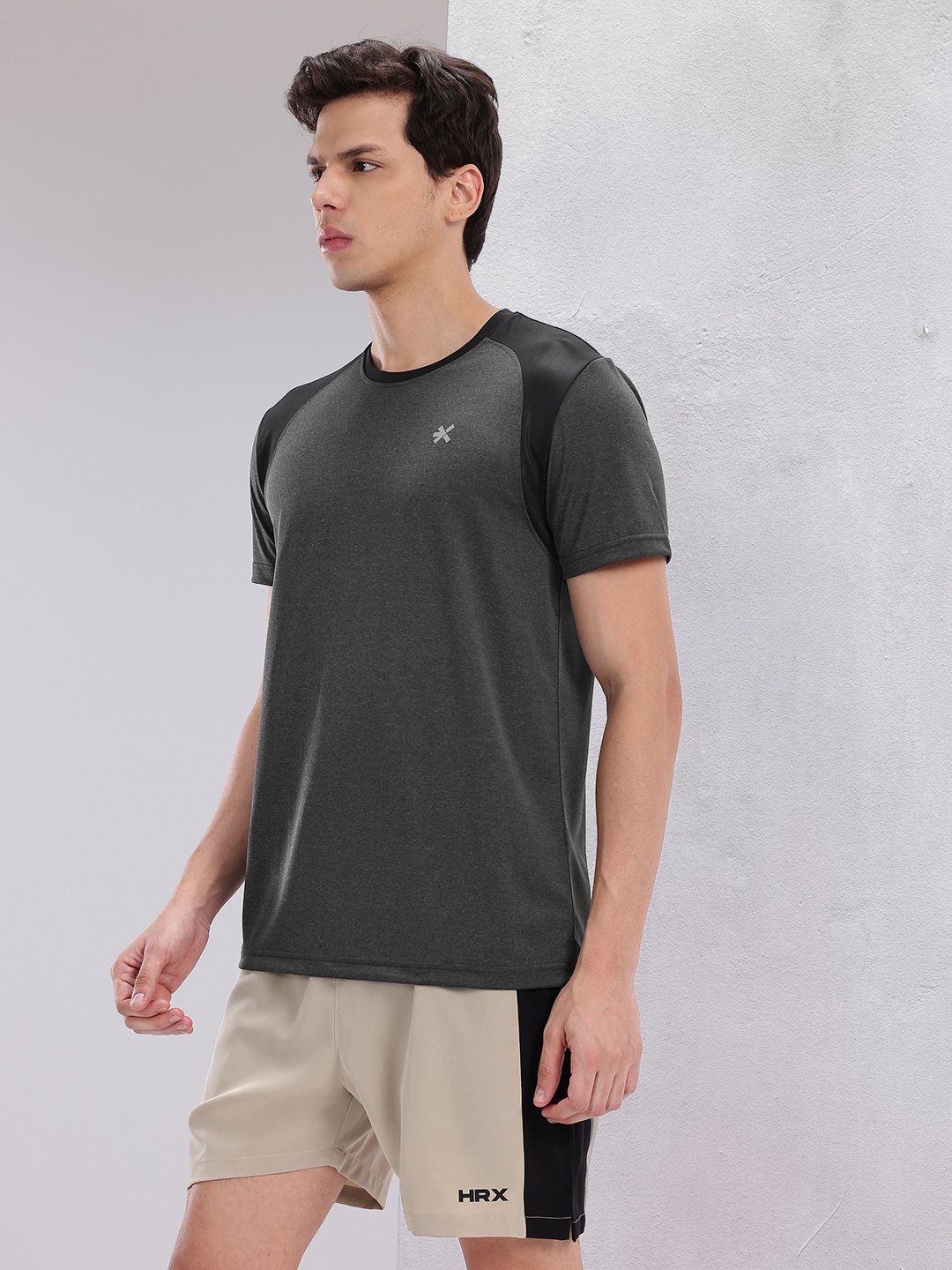 HRX by Hrithik Roshan Men Contrast Panel Rapid-Dry Training T-shirt