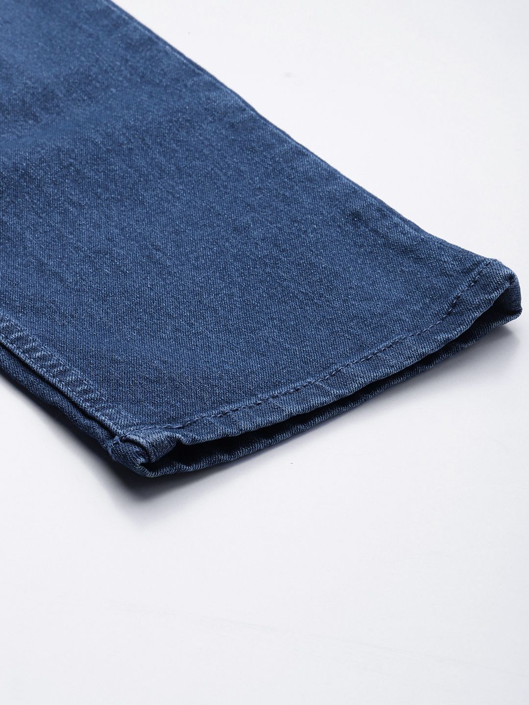 The Indian Garage Co Men Slim Fit Mildly Distressed Stretchable Light Fade Jeans