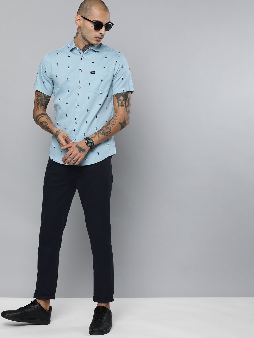 The Indian Garage Co Men Navy Blue Slim Fit Solid Chinos