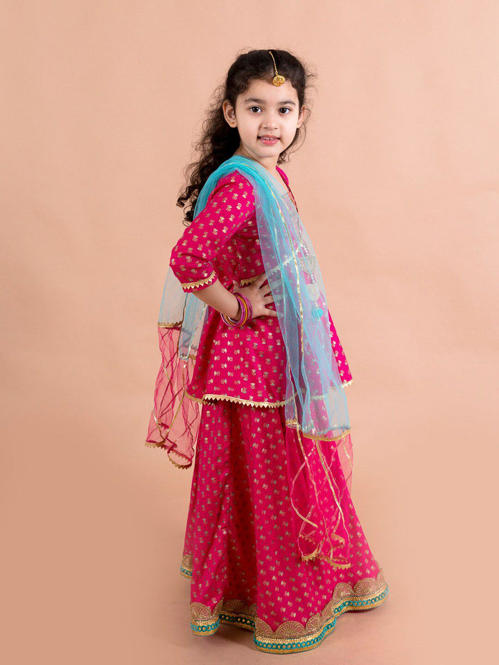 pspeaches Girls Magenta & Blue Printed Ready to Wear Lehenga & Blouse With Dupatta
