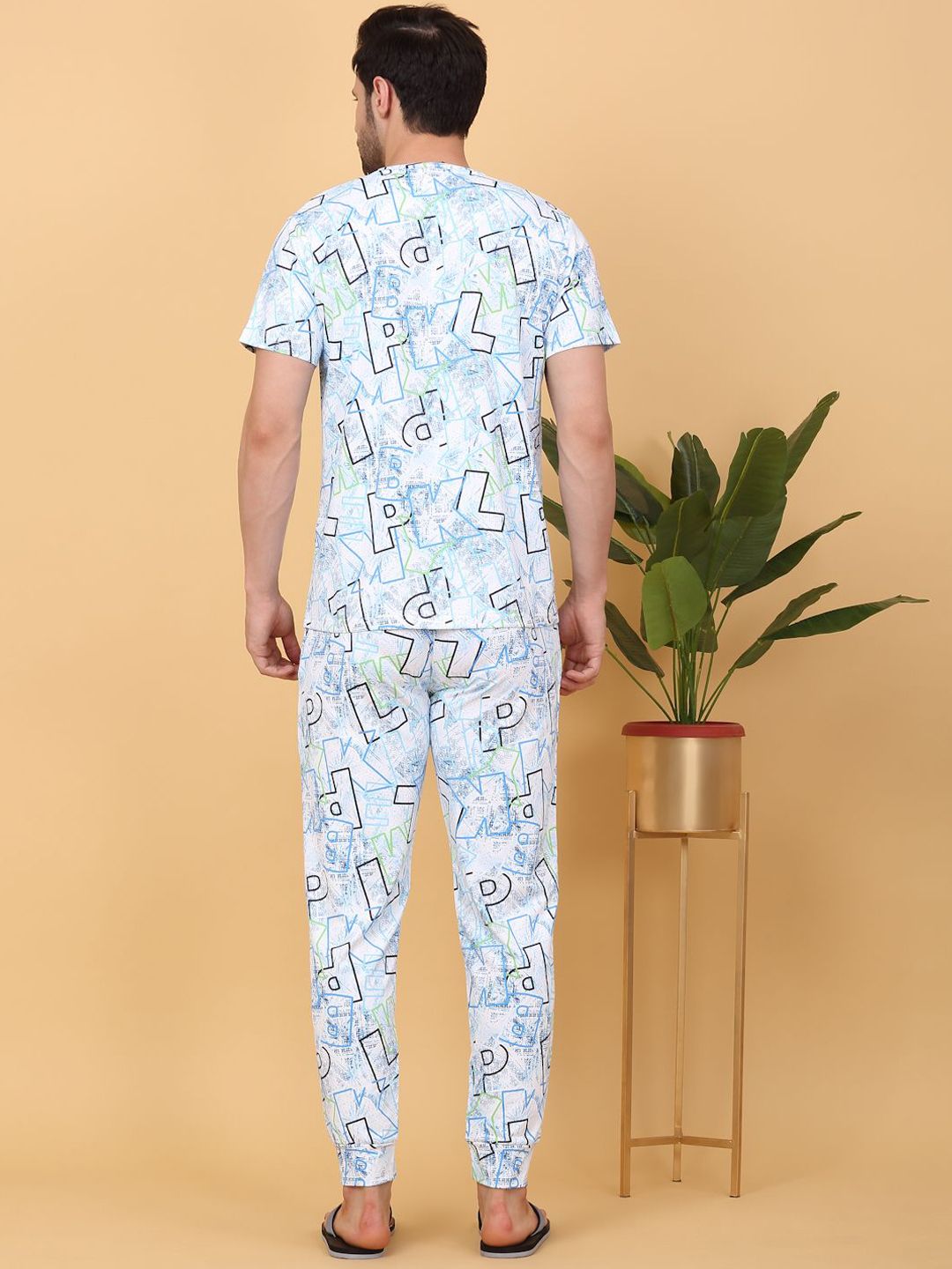 Sweet Dreams White & Blue Typography Printed Round Neck Night suit