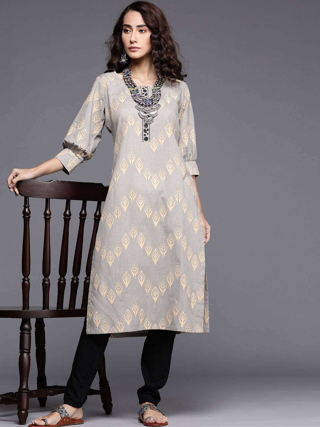 Libas Women Grey Floral Printed Kurta