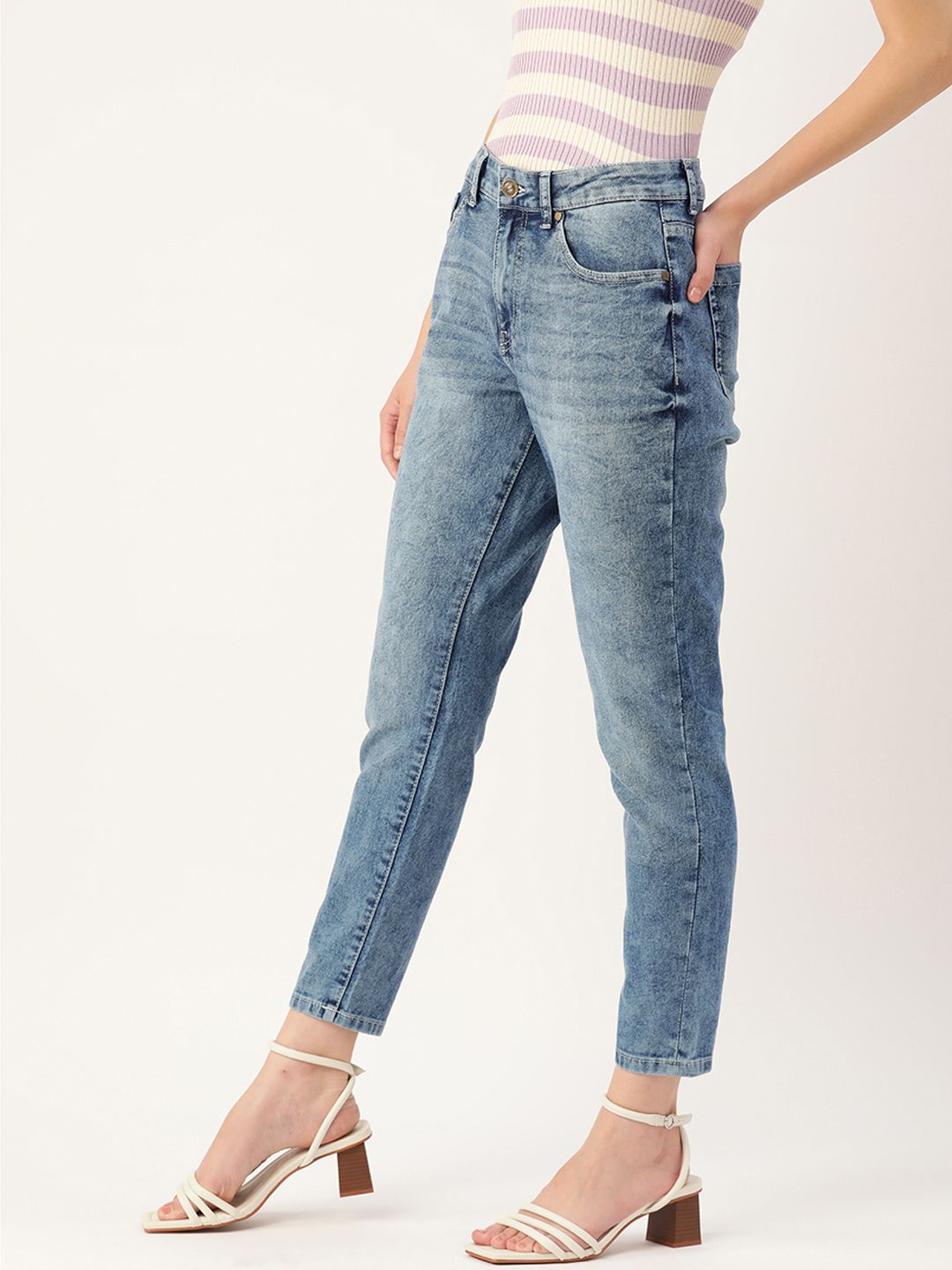 DressBerry Women Blue Light Fade Stretchable Jeans