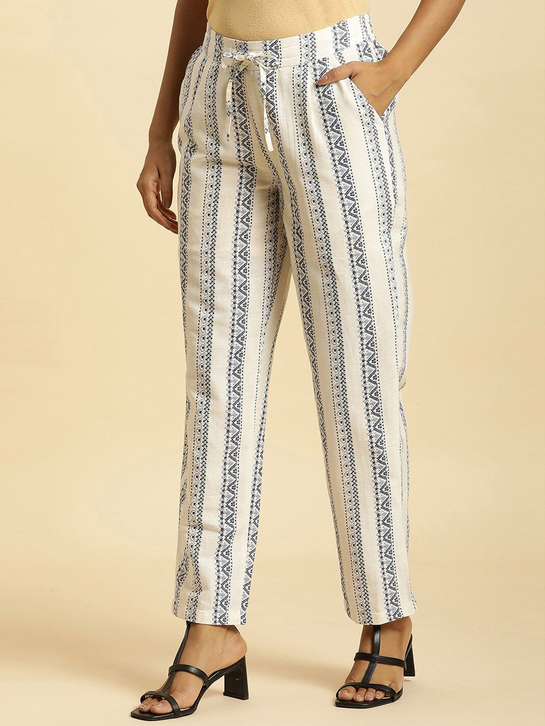 W Women Straight Fit Mid-Rise Ethnic Motifs Printed Plain Trousers