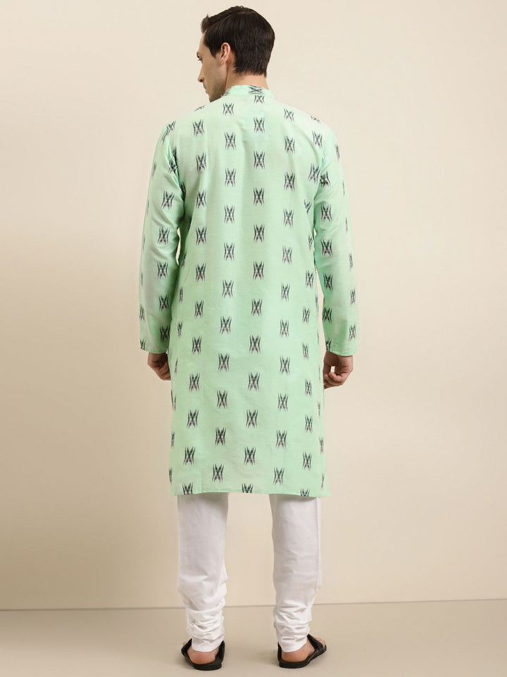 Sojanya Men Green & Black Geometric Ikkat Cotton Kurta